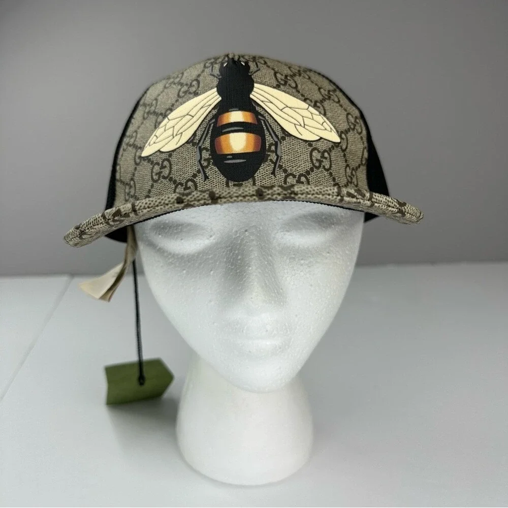 Gucci gg supreme